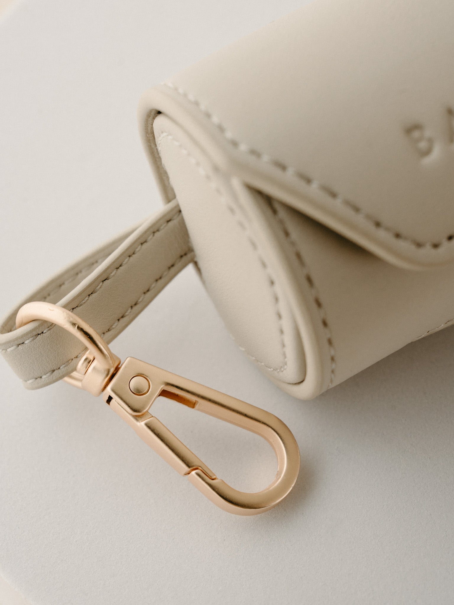 Walk Pouch - Taupe